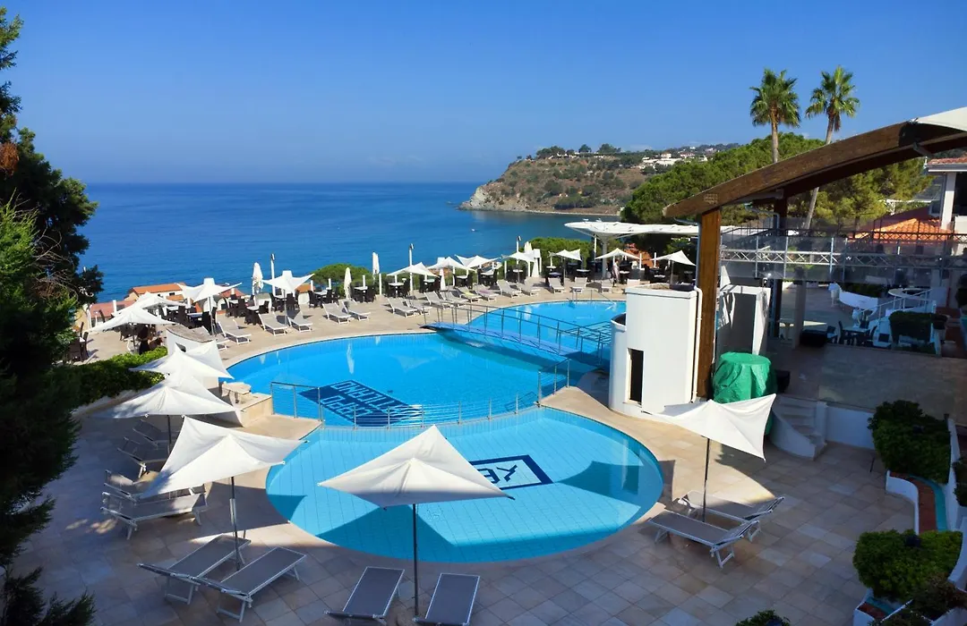 Hotel Village Scoglio Della Galea-1